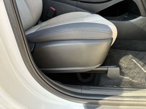 Used 2023 Hyundai Santa Fe SEL image 36