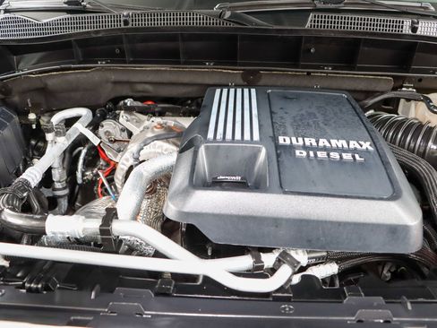 Used 2023 GMC Sierra 1500 Elevation w/ X31 Off-Road Package AWD/4WD image 31