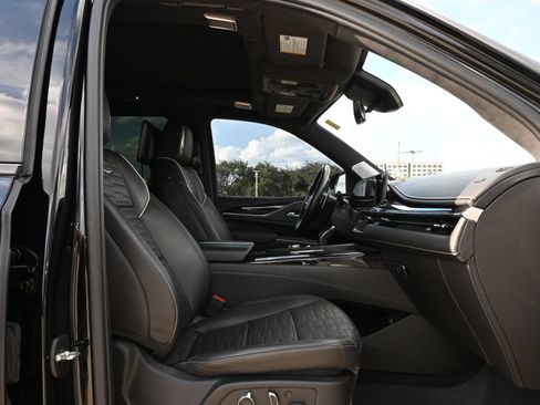Used 2023 Cadillac Escalade V AWD/4WD image 26
