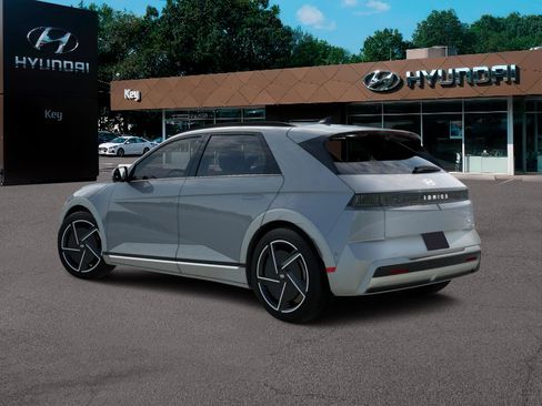 New 2026 Hyundai Ioniq 5 Limited image 4