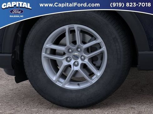 New 2026 Ford Explorer Active RWD image 19