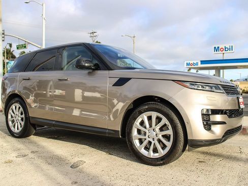 Used 2023 Land Rover Range Rover Sport SE AWD/4WD image 8