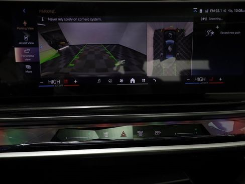 New 2026 BMW i7 xDrive60 w/ Executive Package image 11