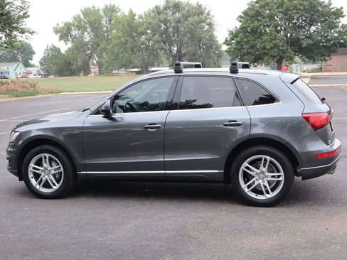 Used 2017 Audi Q5 2.0T Premium Plus w/ Technology Package AWD/4WD image 8