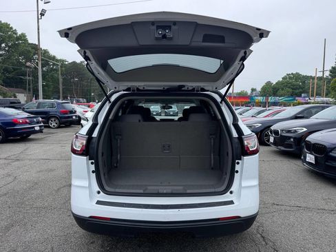 Used 2017 Chevrolet Traverse LS AWD/4WD image 19