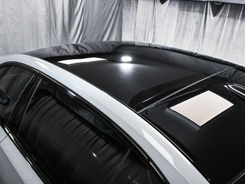 Used 2024 BMW i7 xDrive60 image 83