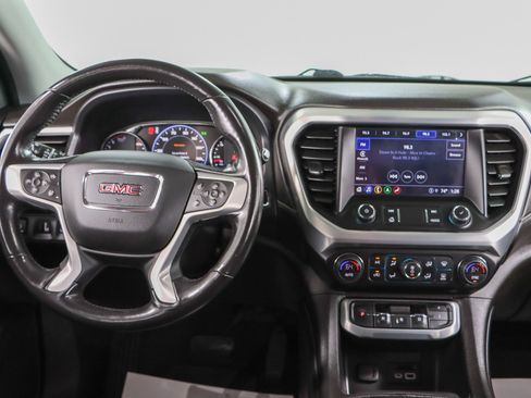 Used 2022 GMC Acadia SLT w/ Technology Package FWD image 17