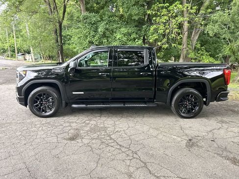 Used 2025 GMC Sierra 1500 Elevation AWD/4WD image 5