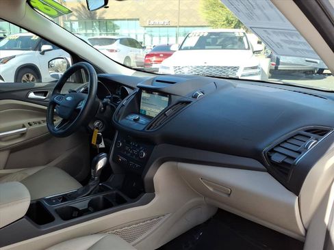 Used 2018 Ford Escape SEL image 11