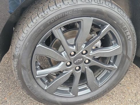 Certified 2023 Chevrolet Equinox RS w/ LPO, Floor Liner Package image 34