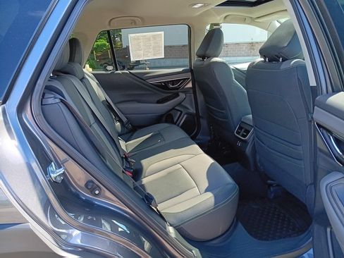 Used 2025 Subaru Outback Onyx Edition AWD/4WD image 16