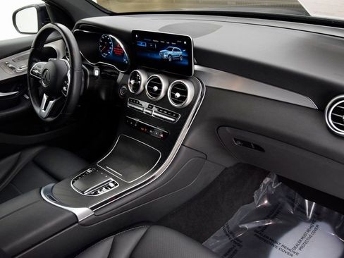 Certified 2022 Mercedes-Benz GLC 300 image 14