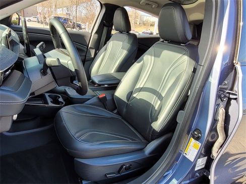 Used 2021 Ford Mustang Mach-E Premium image 9