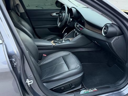 Used 2017 Alfa Romeo Giulia Ti w/ TI Performance Package image 19