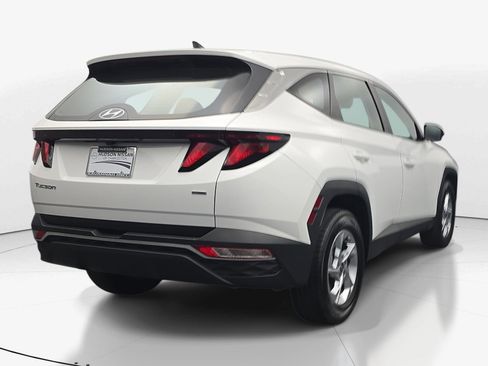 Used 2024 Hyundai Tucson SE AWD/4WD image 8