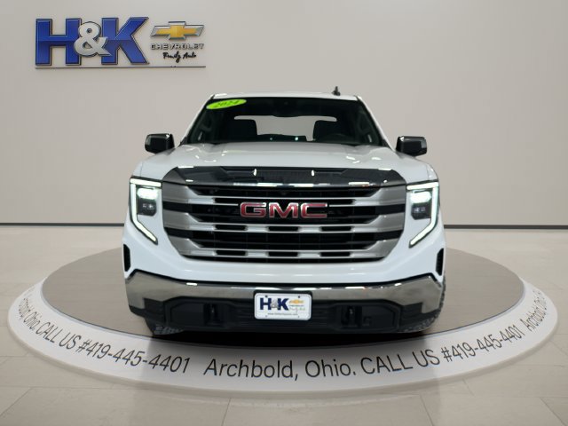 Used 2024 GMC Sierra 1500 SLE AWD/4WD image 2