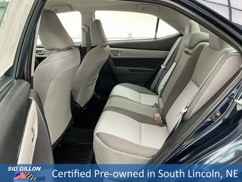 Used 2018 Toyota Corolla LE image 19