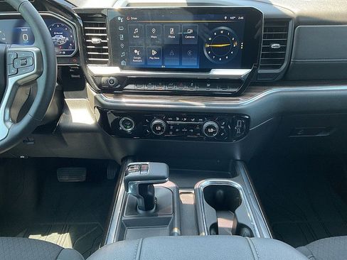 Used 2023 Chevrolet Silverado 1500 LT image 14