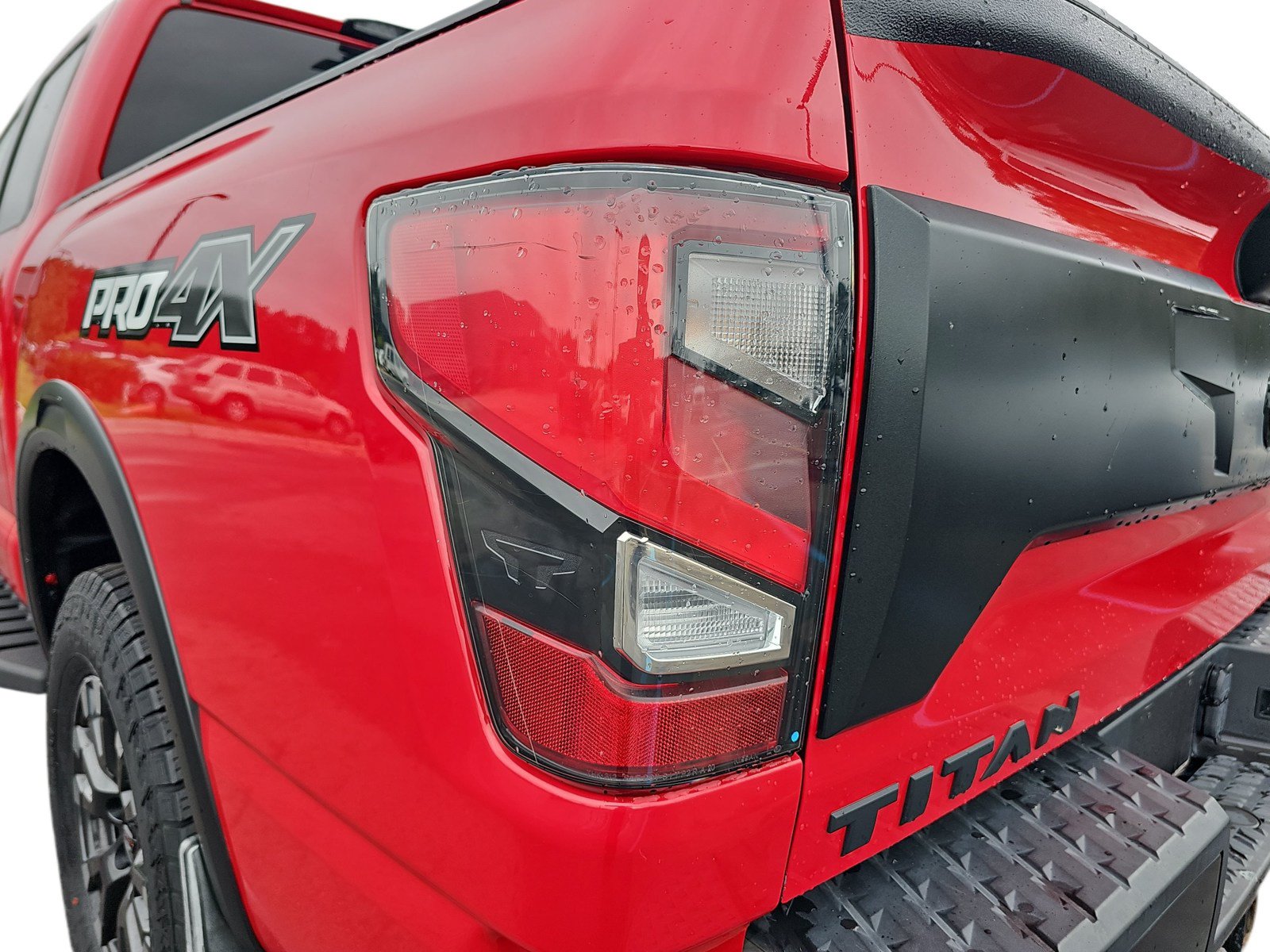 Used 2021 Nissan Titan PRO-4X w/ Off Road Protection Package AWD/4WD image 31