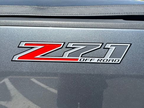 Used 2019 Chevrolet Colorado Z71 AWD/4WD image 21