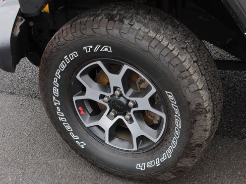 Used 2021 Jeep Wrangler Unlimited Rubicon w/ Cold Weather Group image 17