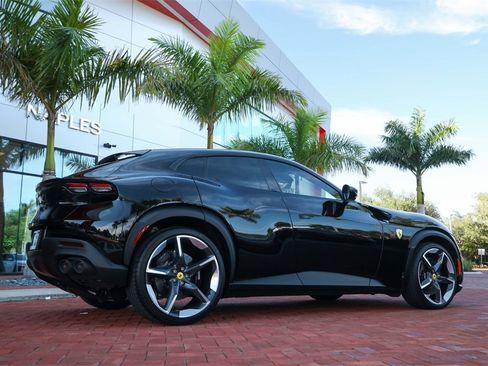 Certified 2024 Ferrari Purosangue Base image 25