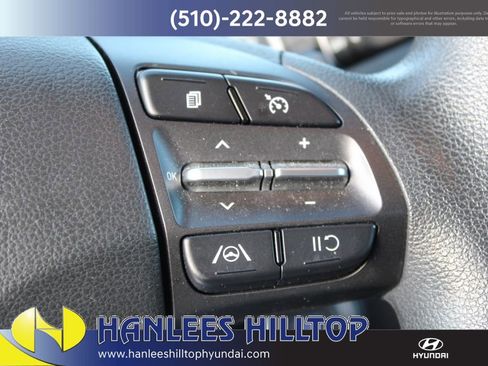 Used 2023 Hyundai Kona SE w/ Cargo Package image 30