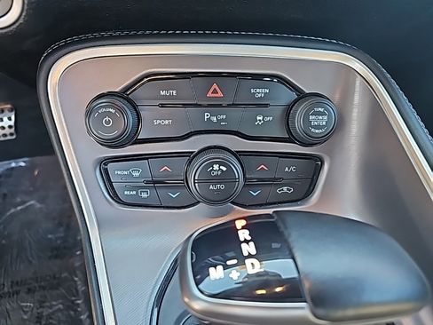 Certified 2022 Dodge Challenger R/T image 22