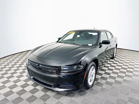 Certified 2023 Dodge Charger SXT image 5