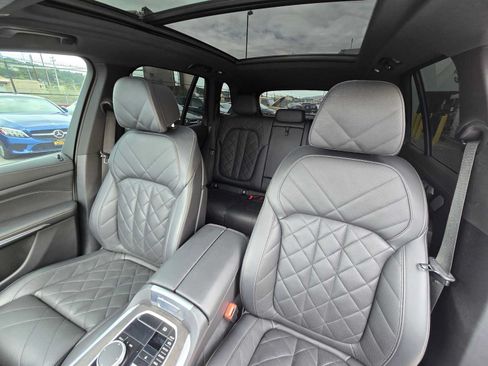 Used 2025 BMW X5 xDrive40i AWD/4WD image 22