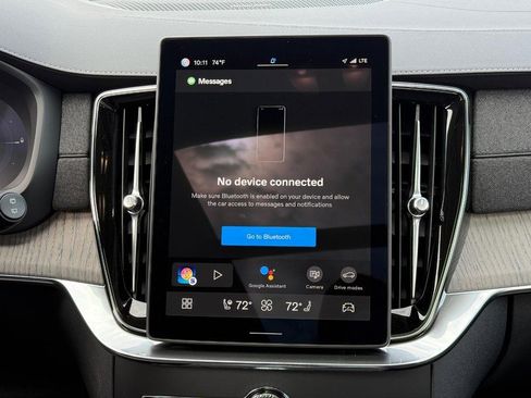 New 2025 Volvo XC90 T8 Ultra w/ Protection Package Premier image 8