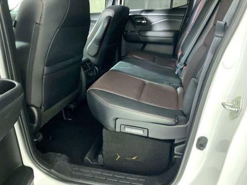 Used 2021 Honda Ridgeline Black Edition image 24