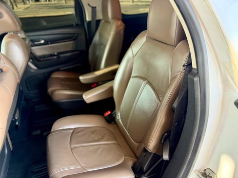 Used 2016 GMC Acadia SLT w/ Premium Edition FWD image 11