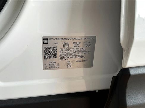 Used 2023 Chevrolet Equinox LT FWD image 18