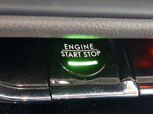 Used 2023 Lincoln Corsair Standard w/ Equipment Group 101A image 24