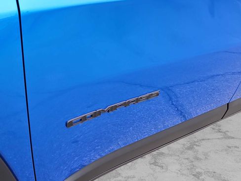 New 2026 Jeep Compass Latitude image 11