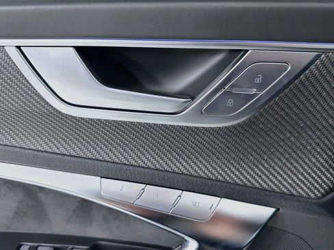 Used 2022 Audi RS 6 AWD/4WD image 8
