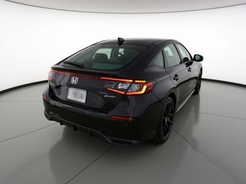 Used 2025 Honda Civic Sport image 9