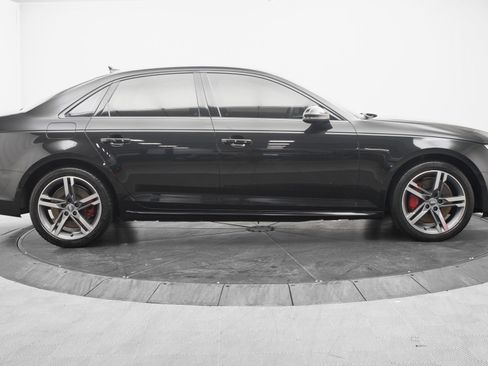 Used 2017 Audi A4 2.0T Premium Plus w/ Premium Plus Package AWD/4WD image 2