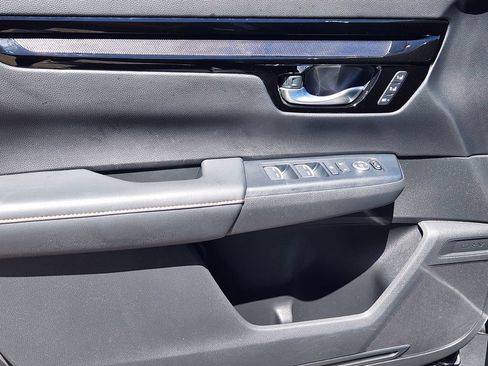 Used 2025 Honda CR-V Sport Touring image 14