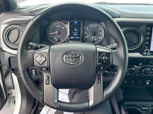 Used 2023 Toyota Tacoma TRD Sport w/ TRD Premium Sport Package AWD/4WD image 13