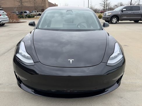 Used 2018 Tesla Model 3 Long Range image 2