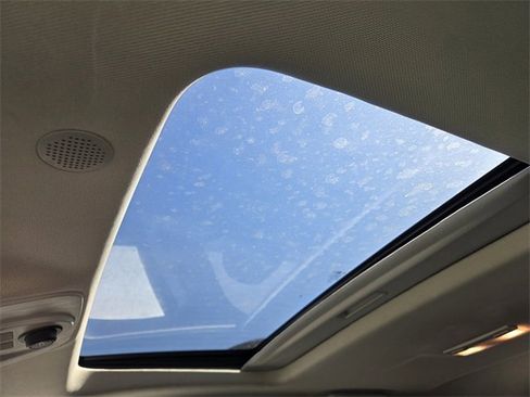 Used 2016 Chevrolet Equinox LT image 5