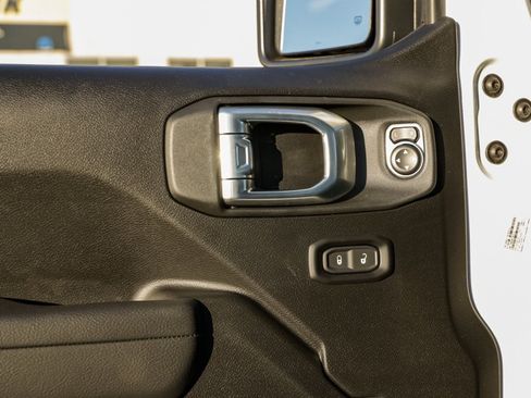 New 2026 Jeep Gladiator Sport image 14