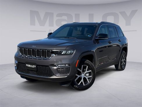 Used 2024 Jeep Grand Cherokee Limited image 1