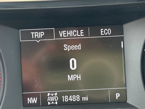 Used 2023 Chevrolet TrailBlazer LT w/ Convenience Package AWD/4WD image 9