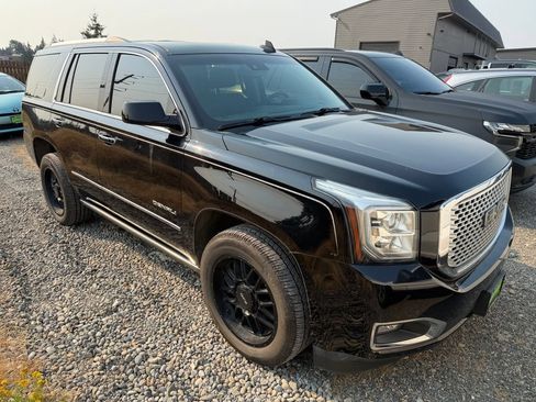 Used 2016 GMC Yukon Denali w/ Open Road Package AWD/4WD image 4