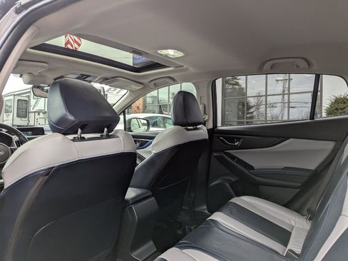 Used 2019 Subaru Crosstrek Hybrid w/ Moonroof Package w/Navigation AWD/4WD image 45