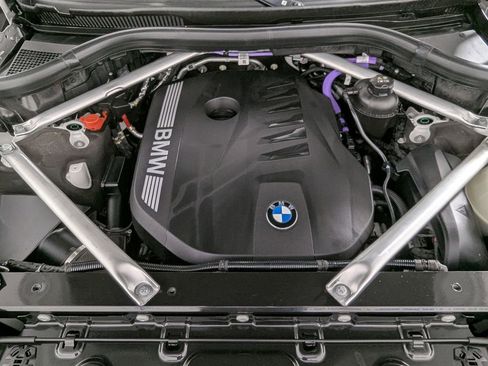 Certified 2023 BMW X7 xDrive40i AWD/4WD image 49