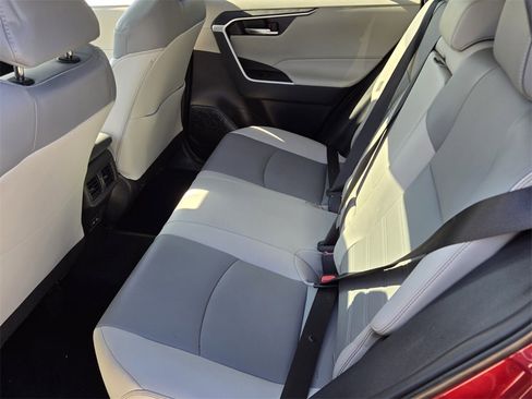 Used 2024 Toyota RAV4 XLE Premium image 12